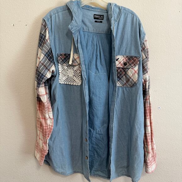 Upcycled O’Neill Hooded Lightweight Chambray Button Front Shacket Size XL - Picture 2 of 11